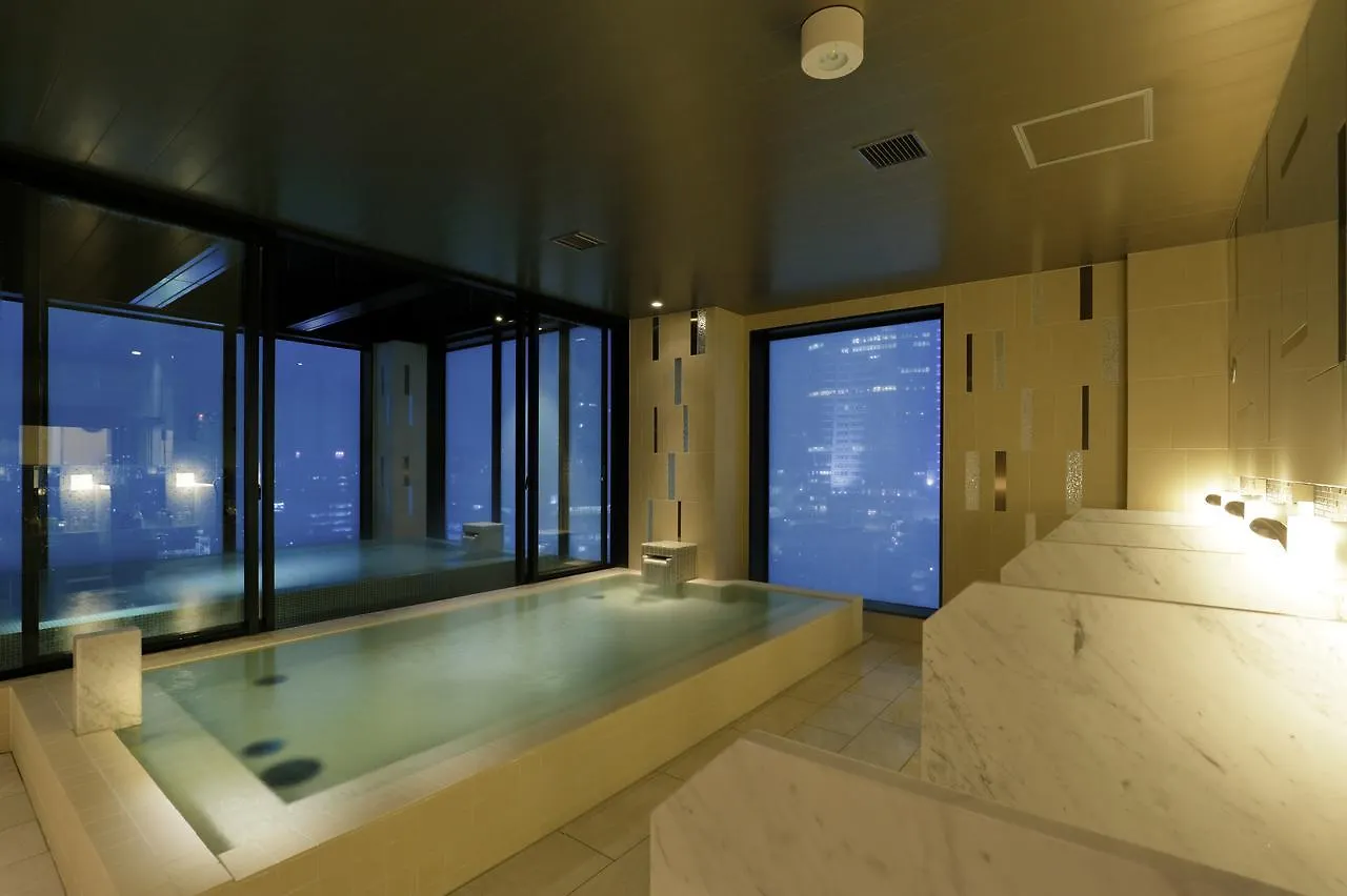 Candeo Hotels Tokyo Roppongi 4*,  Japan